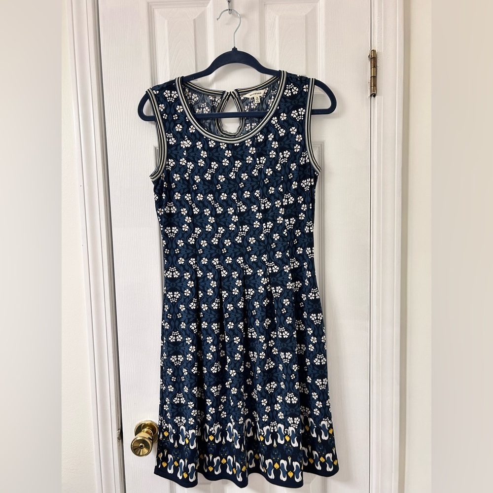 Max Studio Navy Floral Dress
